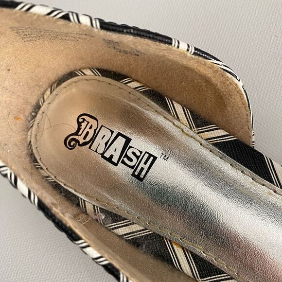 Brash Black/White  Pointed Toe Flats 7.5 - Picture 6 of 8